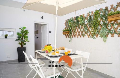 Patio House | #171 Páteo 2 Flat by Home Holidays