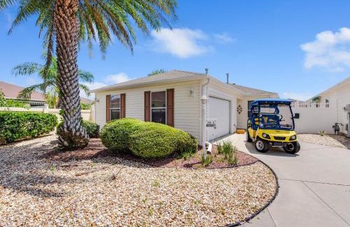 Villas of Greenwood Villa | 17135 Z2a VILLAGE OF CHATHAM by REMAX Premier