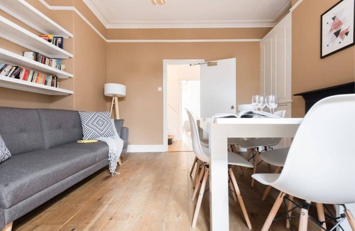 Upper Town House | 175 m² House ∙ 6 bedrooms ∙ 13 guests