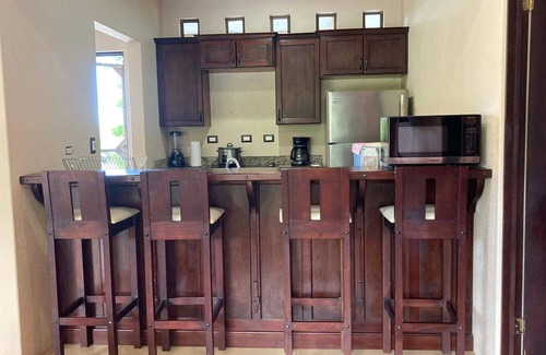 Ciudad Cortes House | 175 MBPS internet, private pool, golf, beaches and Ojochal