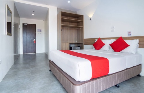 Lahug Hotel | 18 Suites Cebu