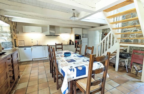 Crozon House | 18 th century Cottage house close to the beach