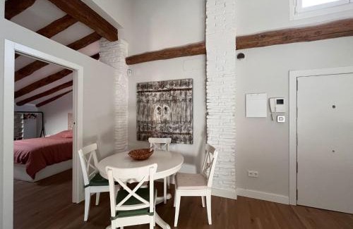 Zaragoza Old Town Apartment | 18 Torres Estébanes