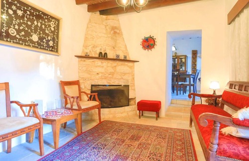 Droushia House | 180 m² House ∙ 3 bedrooms ∙ 7 guests