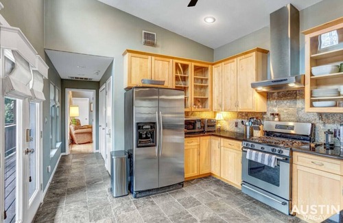 Bryker Woods Apartment | 1803 Mohle xxxxxxxxx