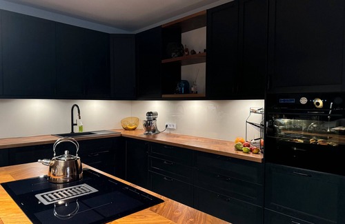 Rostock Apartment | 180sqm Penthouse 2 Bedrooms incl. Terrace & Underground Parking