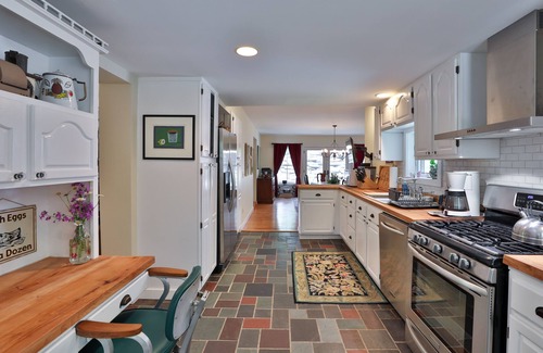 Allaben Other | 1878 Farmhouse near Phoenicia/Fast Wi-Fi - 10 minutes from Belleayre Mt.