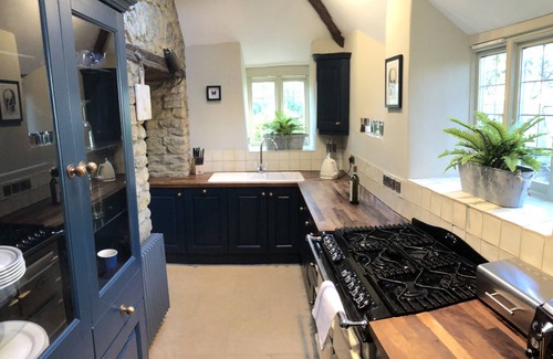 Chipping Norton House | 18th Century Cottage - 4 mins Soho Farmhouse