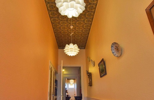 Villefranche-du-Perigord House | 18th century character home with garden, in the heart of a historic village