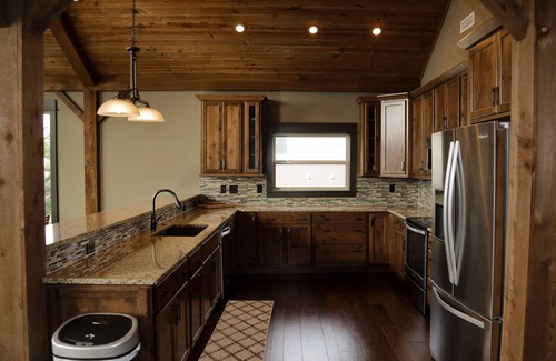 Indian Point House | #19 - 7 Bedroom (Antlers Resort)