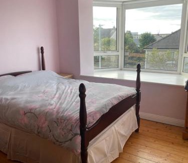 Wexford House | 19 college Green