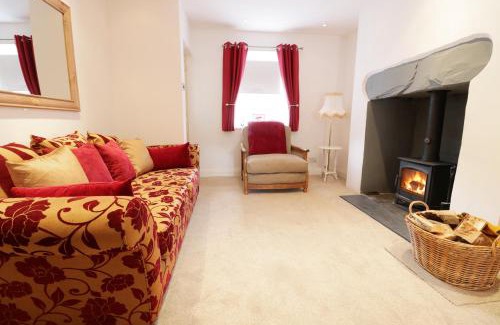 Tanygrisiau House | 19 Cwmorthin Road