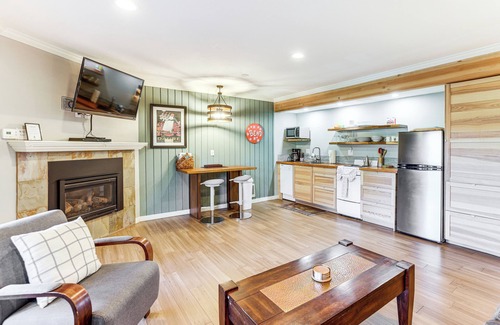 Century West Condo | 19 Mi to Mt Bachelor Ski Resort: Condo w/Grill