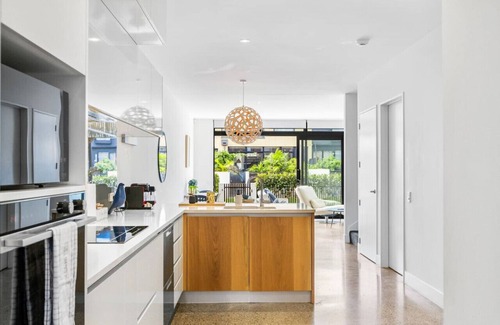 Hobsonville House | 19 Nevill Road, Hobsonville, Auckland 0618