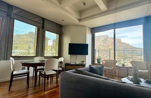 Cape Town City Centre Apartment | #1903 Cartwright - Two Bedroom Mountain Views