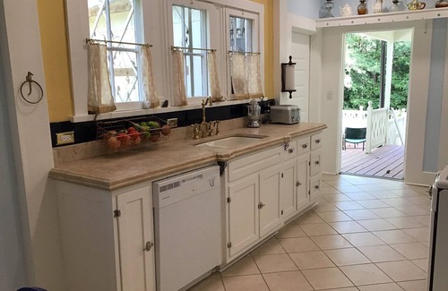 Gulf Hills House | 1920's Style for the 2020's