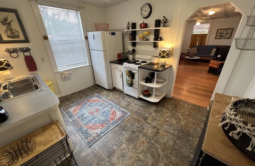 St. Augustine House | 1930's Little-O-Cottage with pool,near historic downtown and the beach