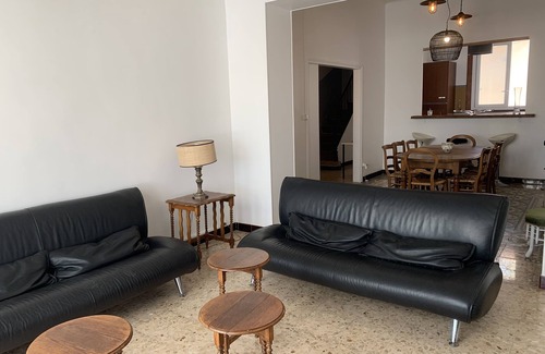 Saint-Henri House | 1930s villa, Marseille, sea view, 8 people, garden