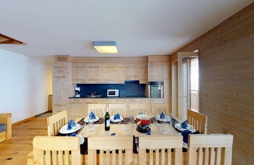 Veysonnaz Apartment | 195 m² Apartment ∙ 4 bedrooms ∙ 14 guests