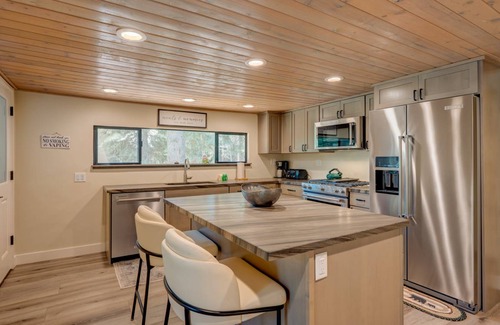 Ridgewood House | 196 m² House ∙ 4 bedrooms ∙ 9 guests