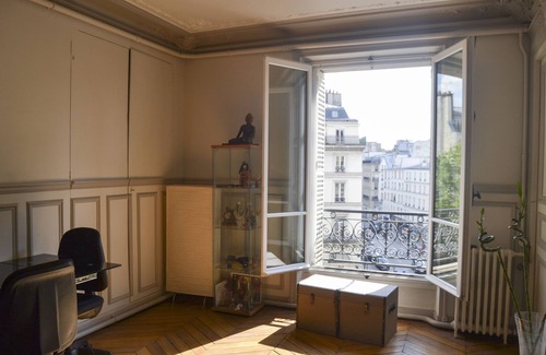 Strasbourg -Saint-Denis Apartment | 19th Century Haussmannian apartment with view of Louis XIV gate to Paris