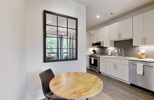 Hillsboro Village Condo | 19th & Wedgewood | New Luxury Hideaway | Walk to Dining, Vanderbilt & Belmont