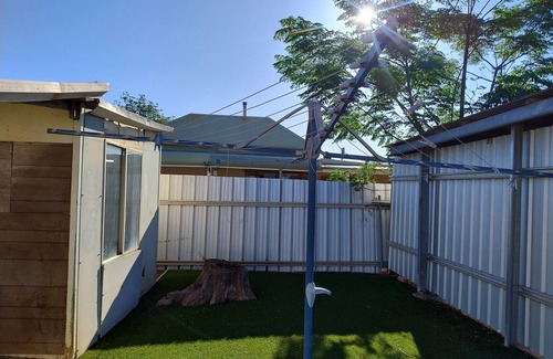 South Boulder Apartment | 1A Forrest Street Apartments.nClose to Kalgoorlie and Boulder