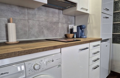 Cimadevilla Apartment | 1A152 Apartamentos el Veleru Popa