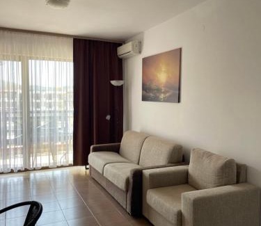 Chernomorets Apartment | 1BD Flat on the Beach with Parking by Flat Mаnager