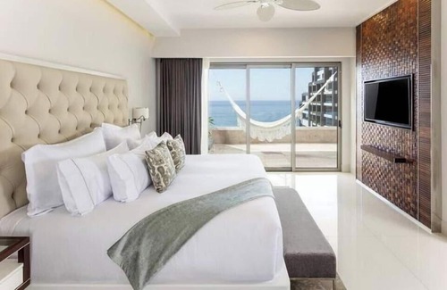 San Jose del Cabo Hotel | 1BD Luxury by the Sea – Garza Blanca Cabo, Christmas & New Year's Available