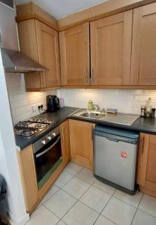 Dublin Apartment | 1BD Readers Retreat in Clontarf 10mins to Sea