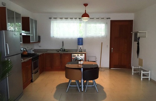 Los Cerros Apartment | 1BDR condo in beachfront residence, centrally located