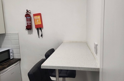 Cork Apartment | 1Bed-ContactlessCheckIn-OutdoorSpace