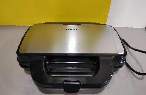 Paud Apartment | 1BHK AC Service Apartment 301