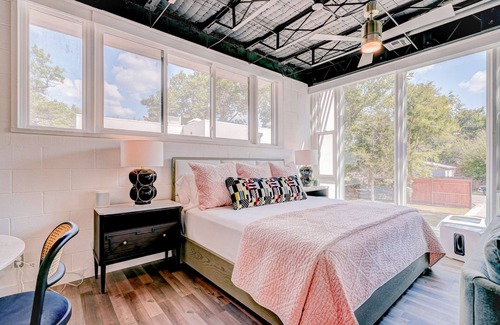 Norman House | 1BR Holiday Retreat | Full Kitchen + Near OU #Cha