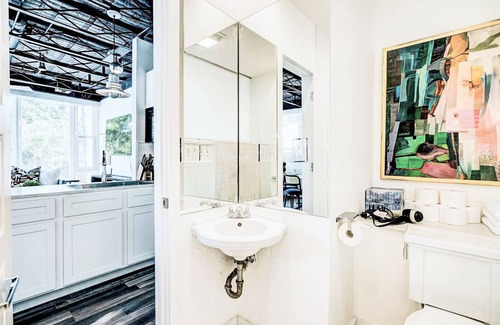 Norman House | 1BR Holiday Retreat | Full Kitchen + Near OU #Cha