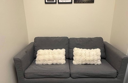 Malate Condo | 1BR Luxury Apartment The Camden Place