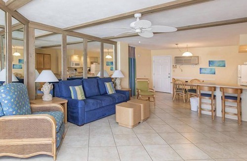 Daytona Beach Shores Condo | 1BR Oceanfront Condo w/Balcony & Kitchen