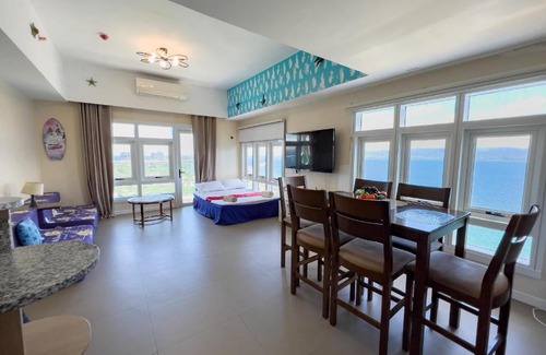 Punta Engano House | 1BR OceanFront at Arterra, fast WiFi, NFlix, kitchen