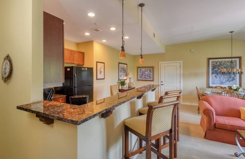 St. Augustine Condo | 1BR Private balcony-King bed-full kitchen-W/D-community pool & hot tub