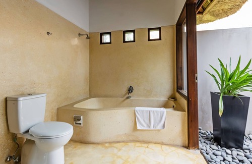 Sengkidu Villa | 1BR Villa Sasoon 100 mt to Beach