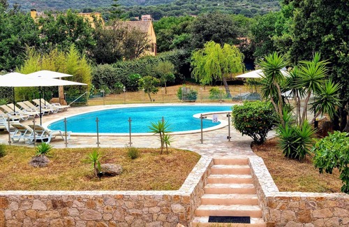 Pigna Apartment | 1km from the beach, apartment g with terrace in residence with swimming pool