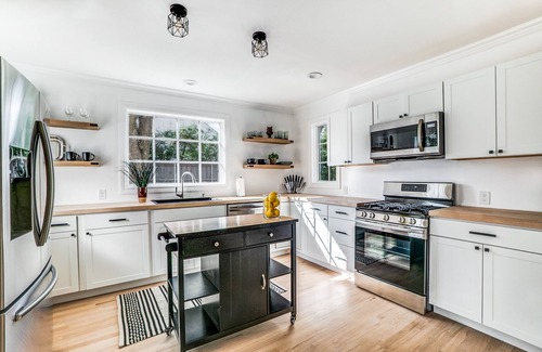 Preston Hollow House | $1M + Luxury home in Preston Hollow