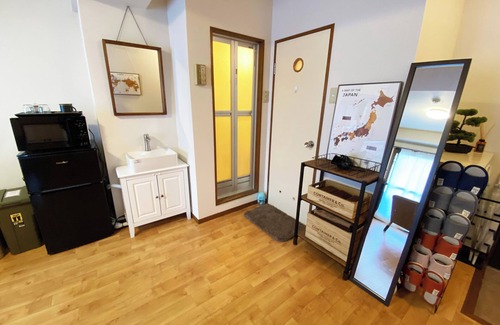 Ota Apartment | 1minute walk to station, direct bus to Haneda Airport! Easy access!