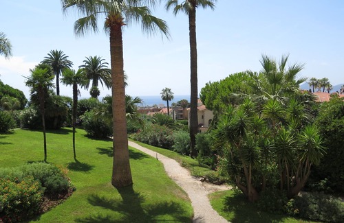 California - Pezou Apartment | 1st Floor Apartment With Beautiful Sea View in Magnificent Character Building