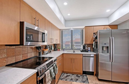 Siesta Key Condo | 2-405 in Sarasota, FL