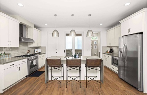 Eighth Avenue House | 2 Adjacent Gem Great for Big Groups! 8th Ave S