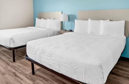 Greenville - Spartanburg Hotel | 2 Affordable Rooms Close to Greenville’s Family-Friendly Attractions