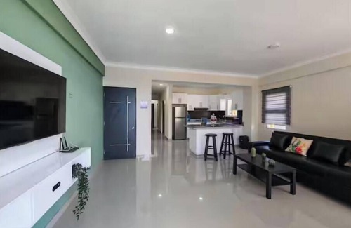 Paraiso Apartment | 2 Bdrm Apt near River and Beach, Wifi, Mount Views