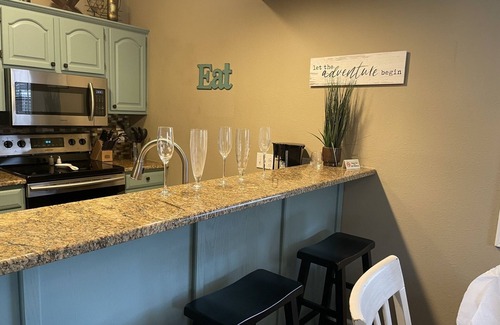 Indian Point Condo | 2 BDRM CONDO ON INDIAN POINT NEAR SILVER DOLLAR CITY